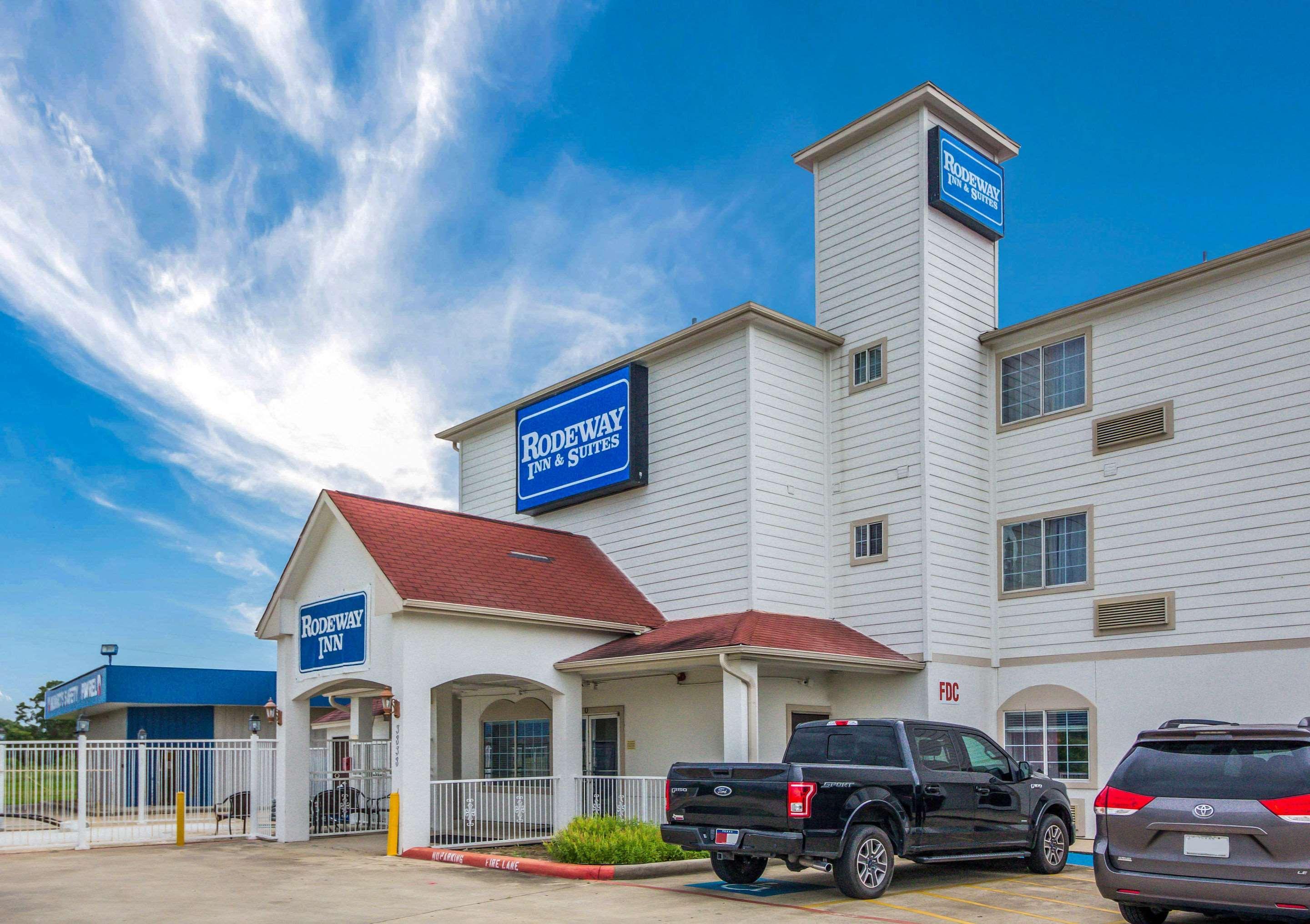 Rodeway Inn & Suites Port Arthur - Groves Buitenkant foto