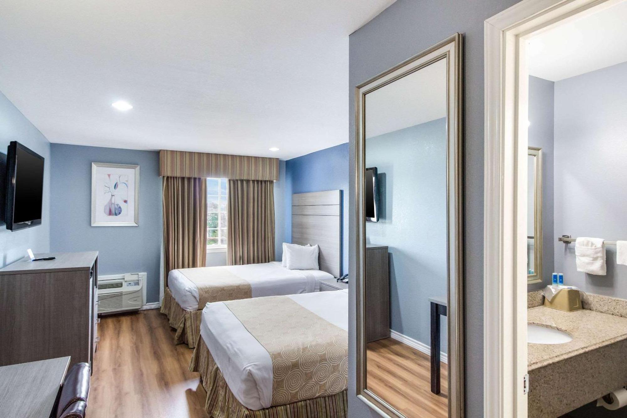 Rodeway Inn & Suites Port Arthur - Groves Buitenkant foto