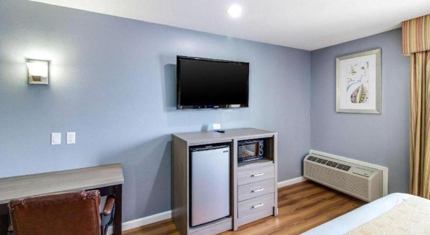 Rodeway Inn & Suites Port Arthur - Groves Buitenkant foto