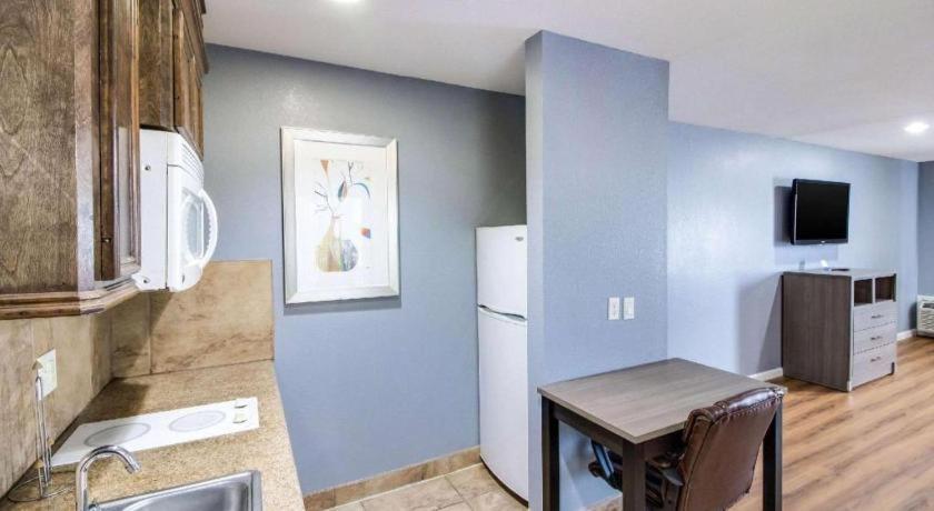 Rodeway Inn & Suites Port Arthur - Groves Buitenkant foto